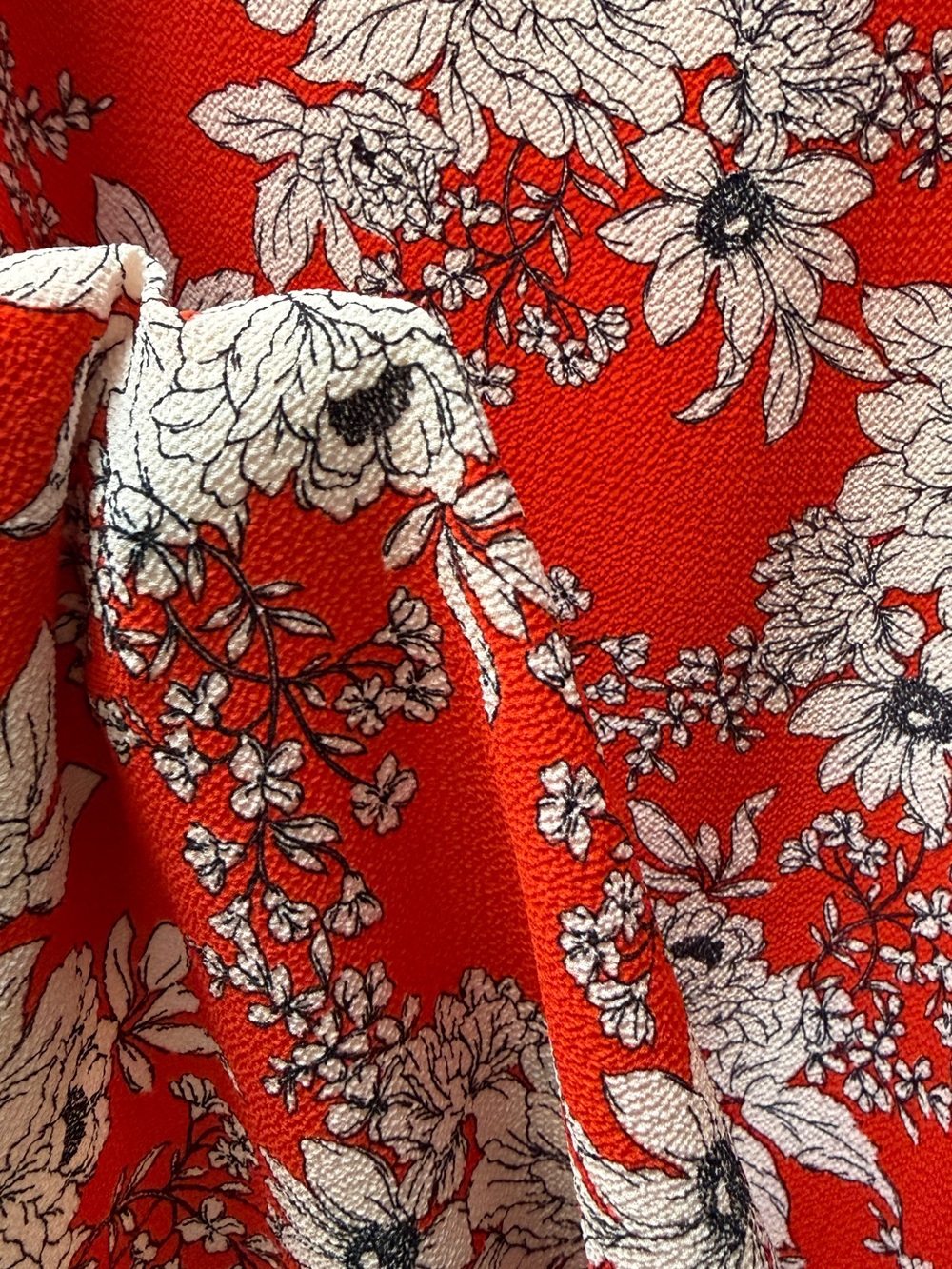 NWT Vince Camuto Women Dress Sz 16 Red Floral Boho Ruffle V-Neck Textured Crepe - Picture 8 of 11